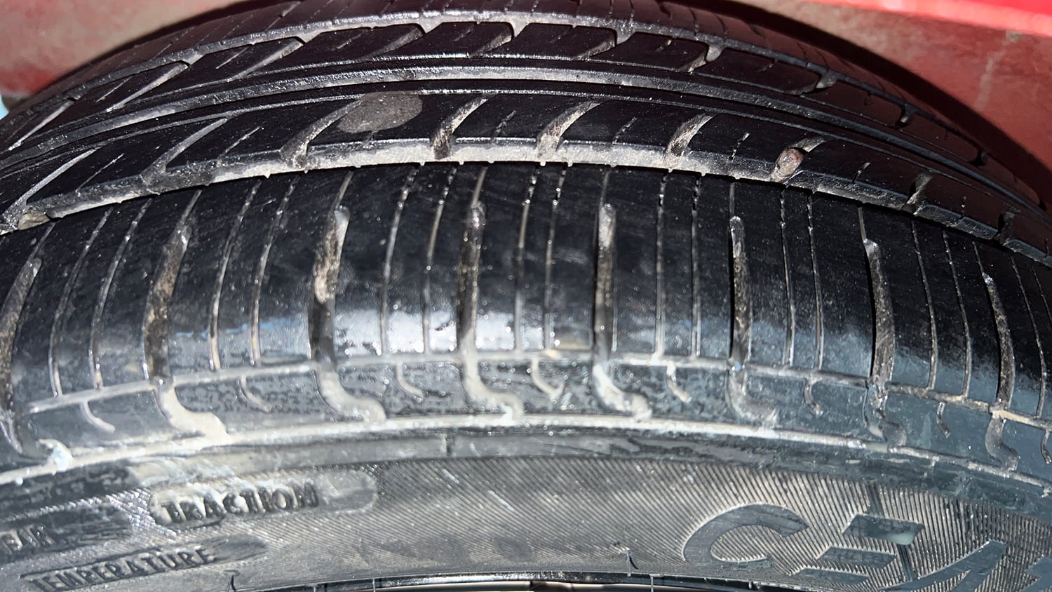 Used 2018 Maruti Suzuki Ignis Delta 1.2 AMT Petrol Automatic tyres RIGHT REAR TYRE TREAD VIEW