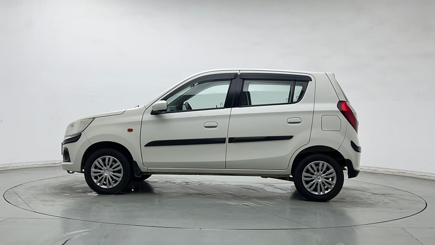 Used 2016 Maruti Suzuki Alto K10 VXi (O) Petrol Manual exterior LEFT SIDE VIEW