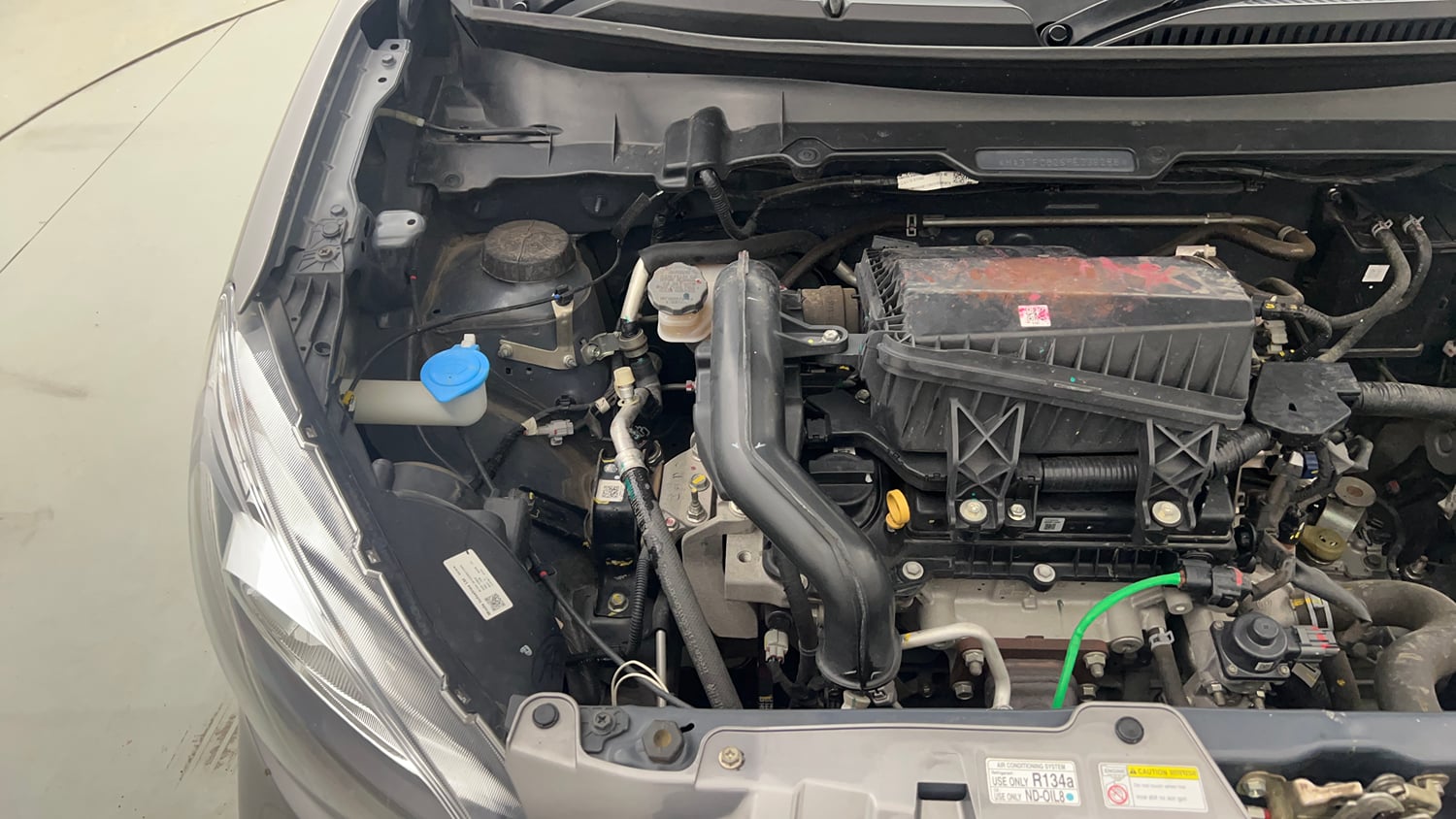 Used 2023 Maruti Suzuki Celerio VXi Petrol Manual engine ENGINE RIGHT SIDE VIEW