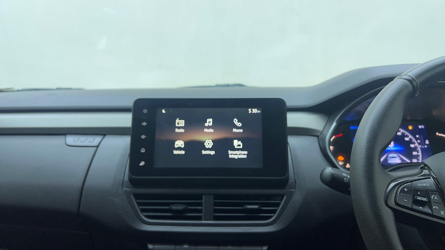 Used 2021 Renault Kiger RXZ Turbo CVT Petrol Automatic top_features Touch screen infotainment system
