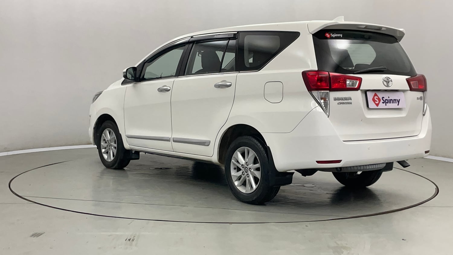 Used 2019 Toyota Innova Crysta 2.4 V 7 STR Diesel Manual exterior LEFT REAR CORNER VIEW