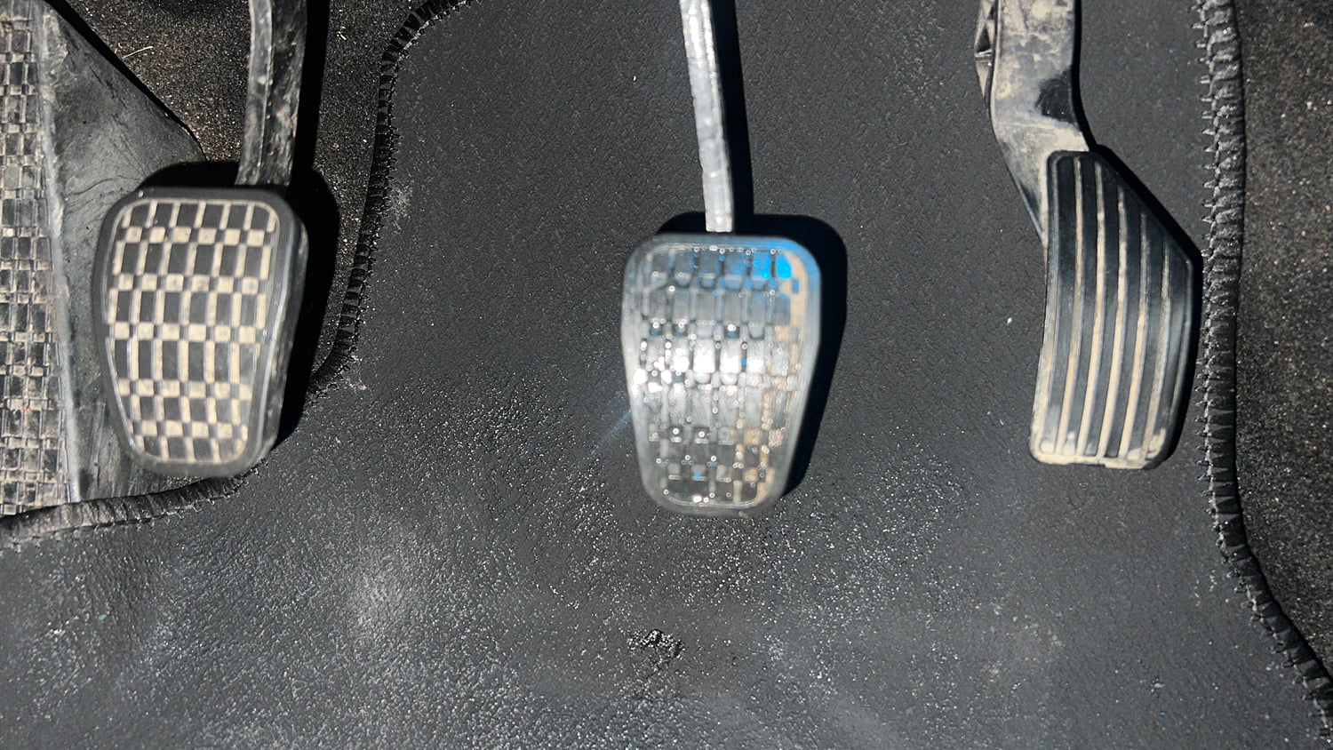 Used 2022 Tata Altroz XZ Plus Diesel Diesel Manual interior PEDALS VIEW