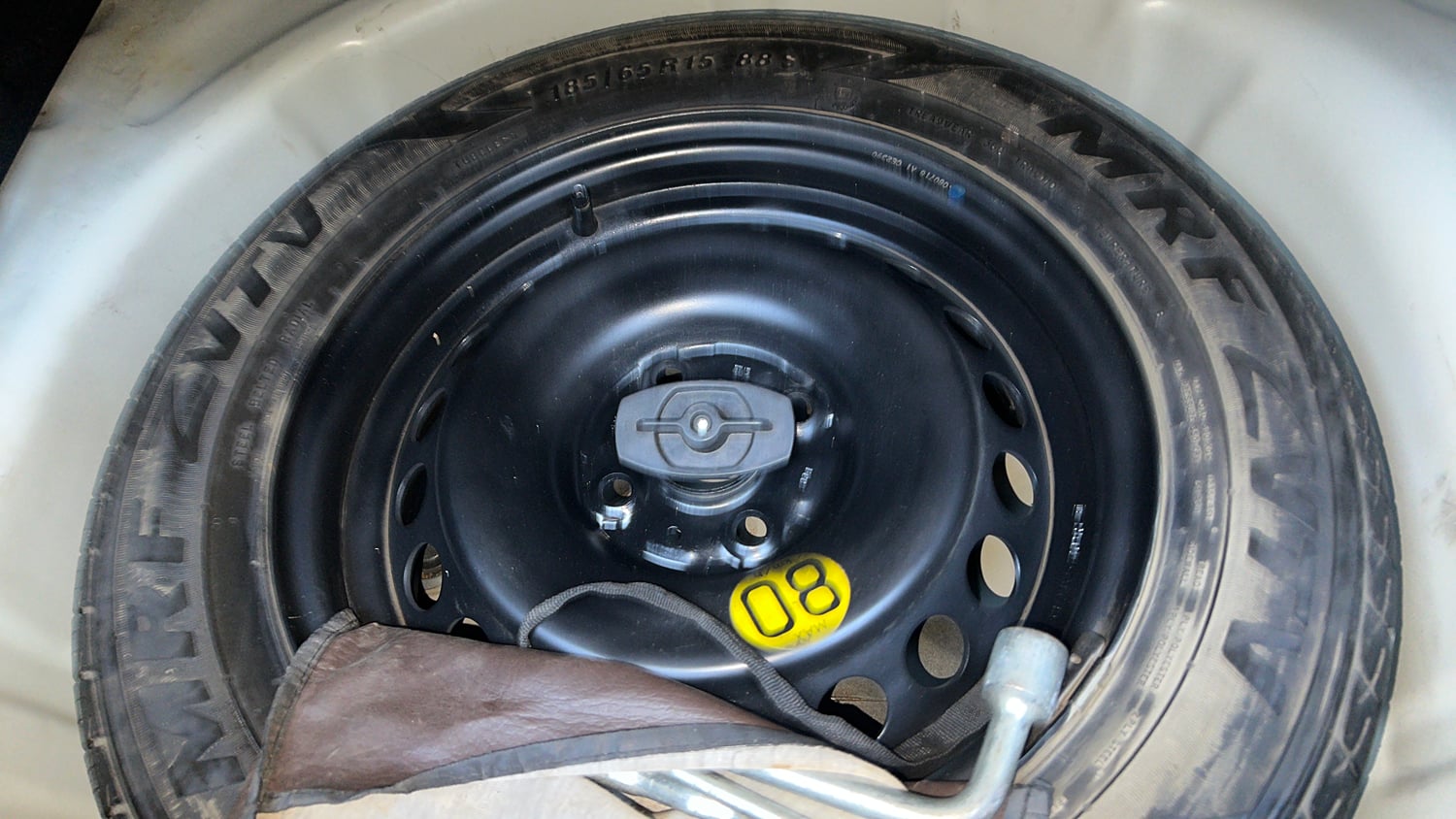 Used 2018 Maruti Suzuki Baleno Alpha 1.2 Petrol Manual tyres SPARE TYRE VIEW