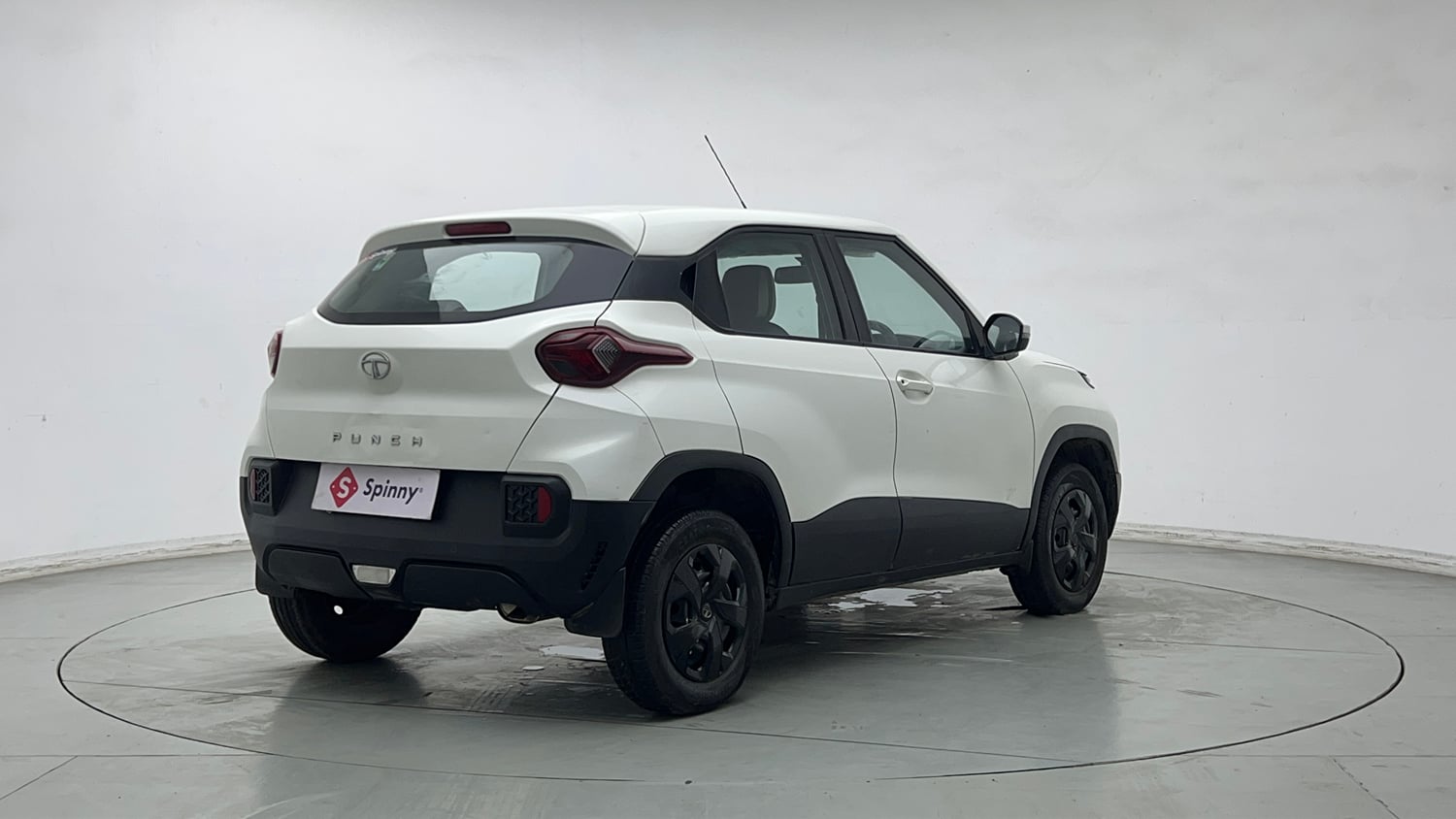 Used 2023 Tata Punch Adventure MT Petrol Manual exterior RIGHT REAR CORNER VIEW