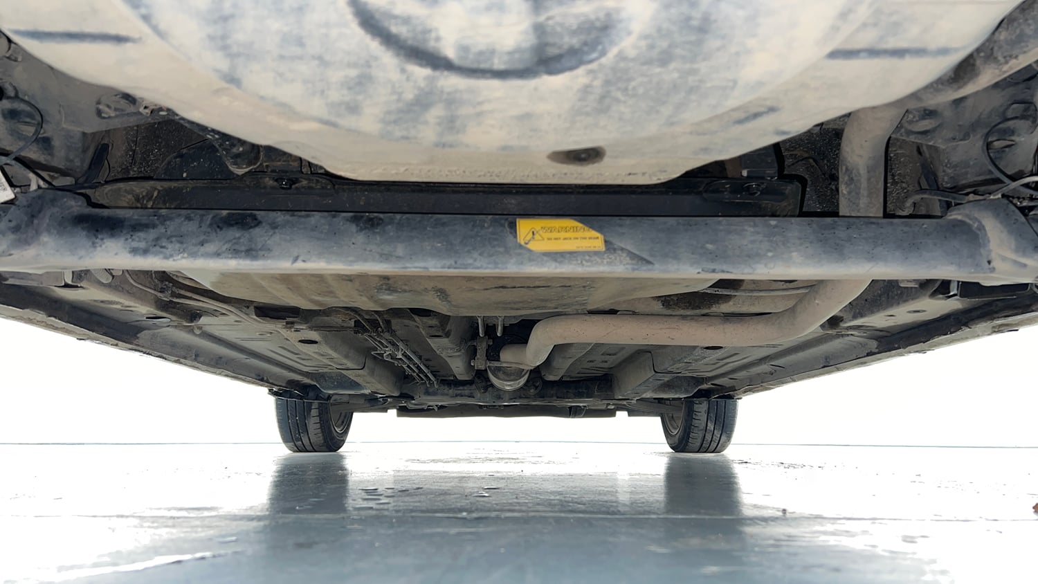 Used 2022 Tata Altroz XZ Plus Diesel Diesel Manual extra REAR UNDERBODY VIEW (TAKEN FROM REAR)