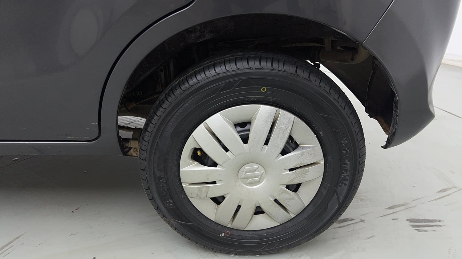 Used 2021 Maruti Suzuki Alto 800 LXi (O) Petrol Manual tyres LEFT REAR TYRE RIM VIEW