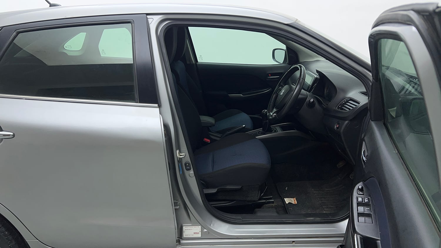 Used 2019 Maruti Suzuki Baleno Alpha Petrol Manual interior RIGHT SIDE FRONT DOOR CABIN VIEW