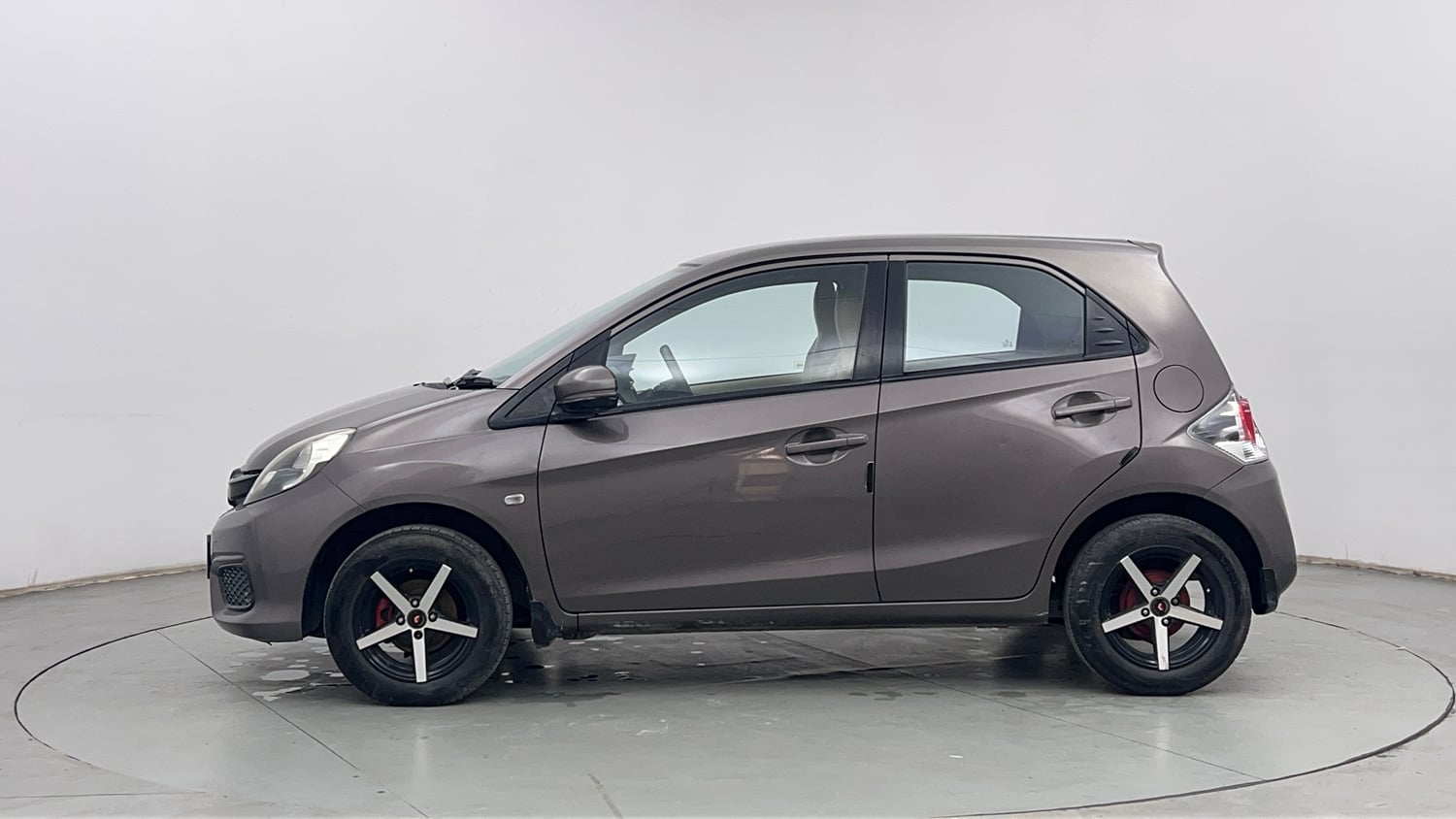 Used 2016 Honda Brio S MT Petrol Manual exterior LEFT SIDE VIEW