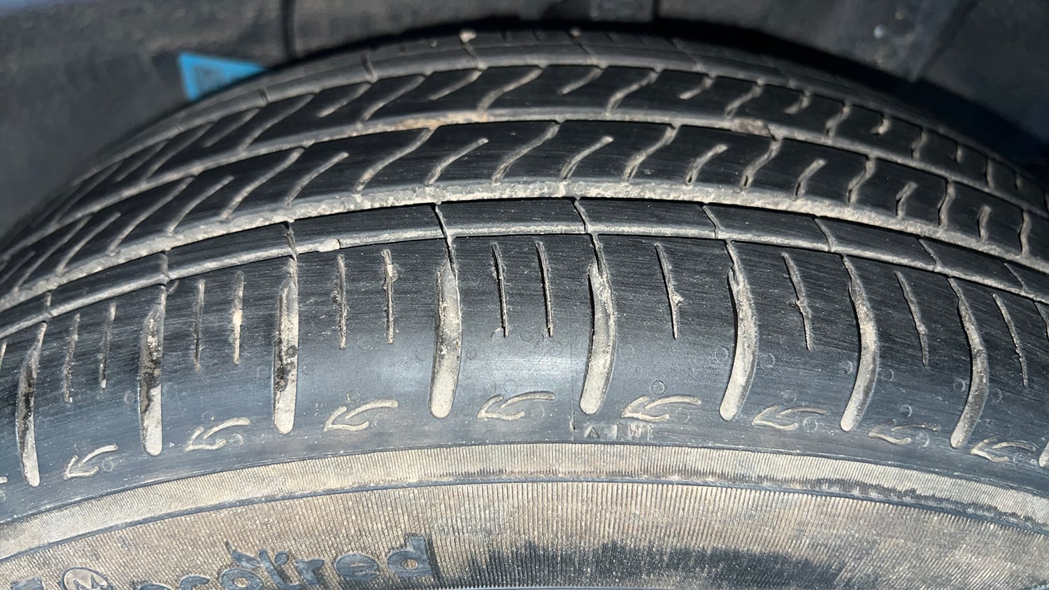 Used 2023 Hyundai Grand i10 Nios Sportz AMT 1.2 Kappa VTVT Petrol Automatic tyres LEFT REAR TYRE TREAD VIEW