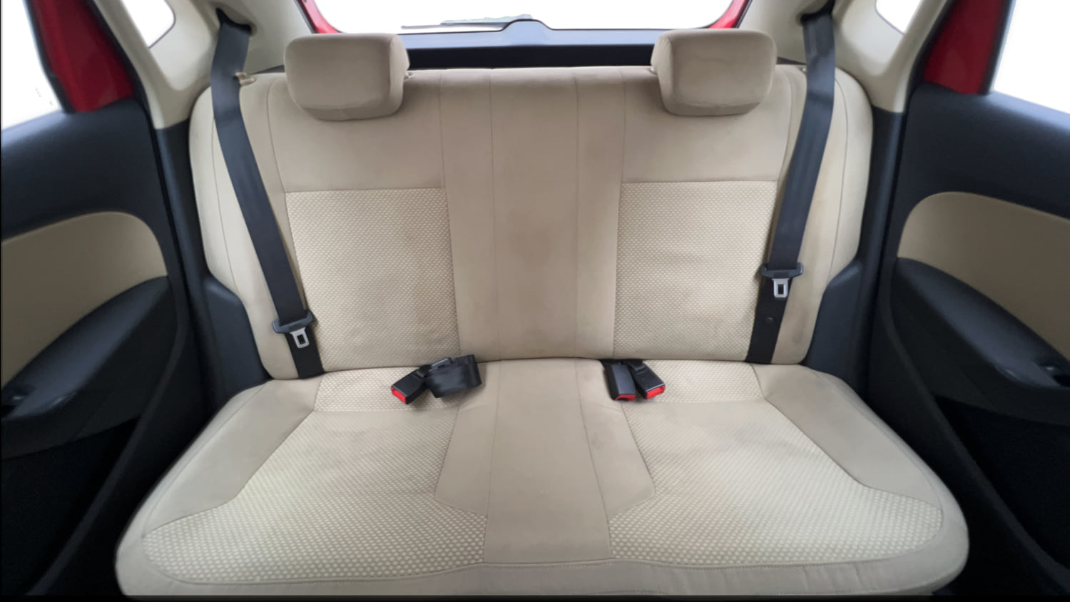 Used 2015 Volkswagen Polo Highline1.2L (P) Petrol Manual interior REAR SEAT CONDITION VIEW