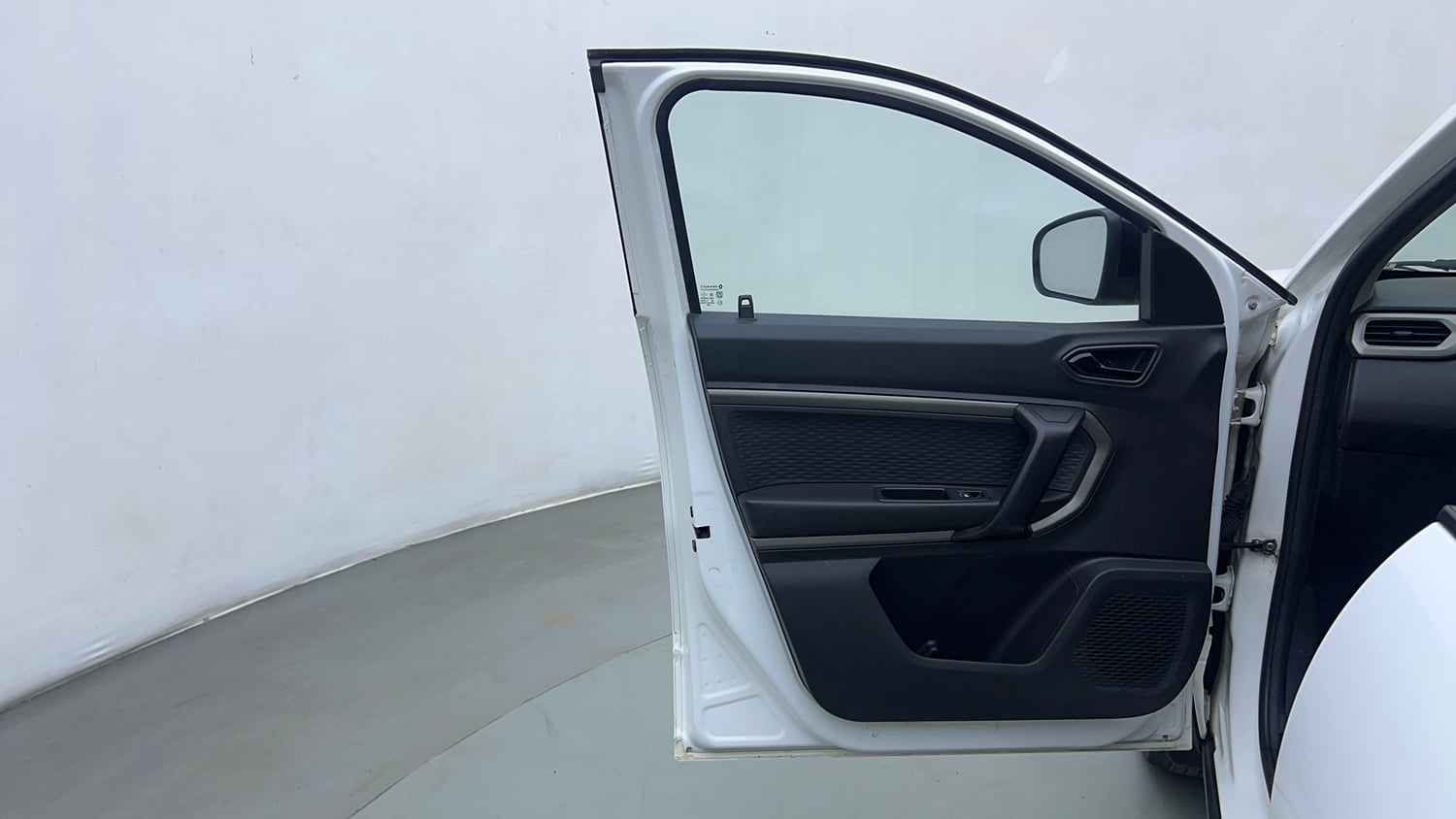 Used 2021 Renault Kiger RXZ Turbo CVT Petrol Automatic interior LEFT FRONT DOOR OPEN VIEW