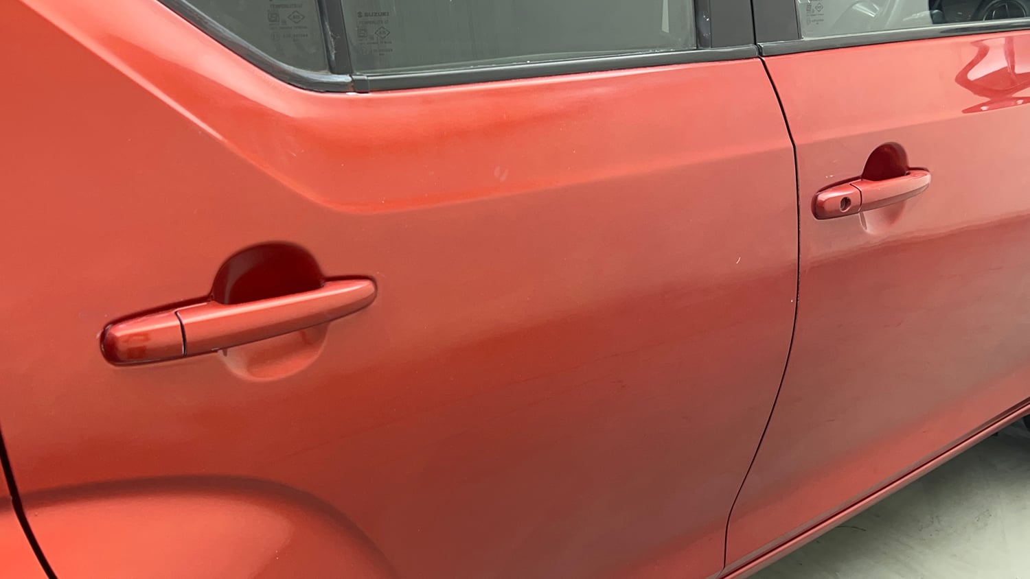 Used 2018 Maruti Suzuki Ignis Delta 1.2 AMT Petrol Automatic dents MINOR SCRATCH