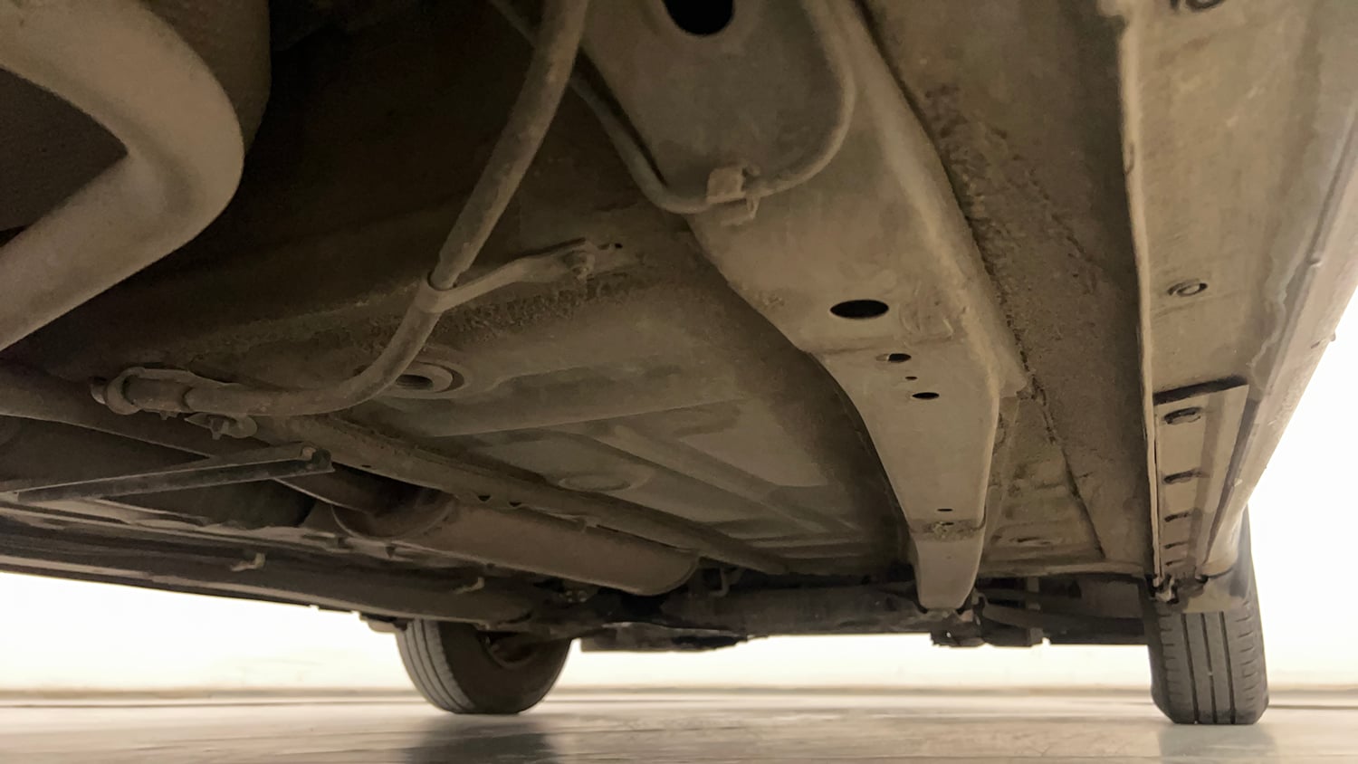 Used 2019 Maruti Suzuki Dzire VXi Petrol Manual extra REAR RIGHT UNDERBODY VIEW