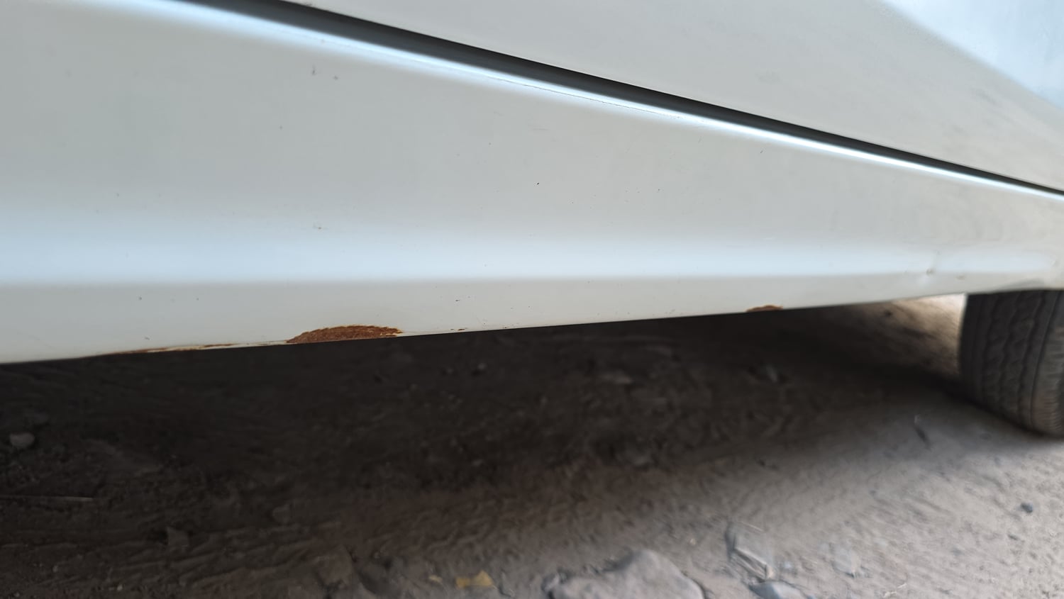 Used 2020 Tata Tiago XE Petrol Manual dents MINOR SCRATCH