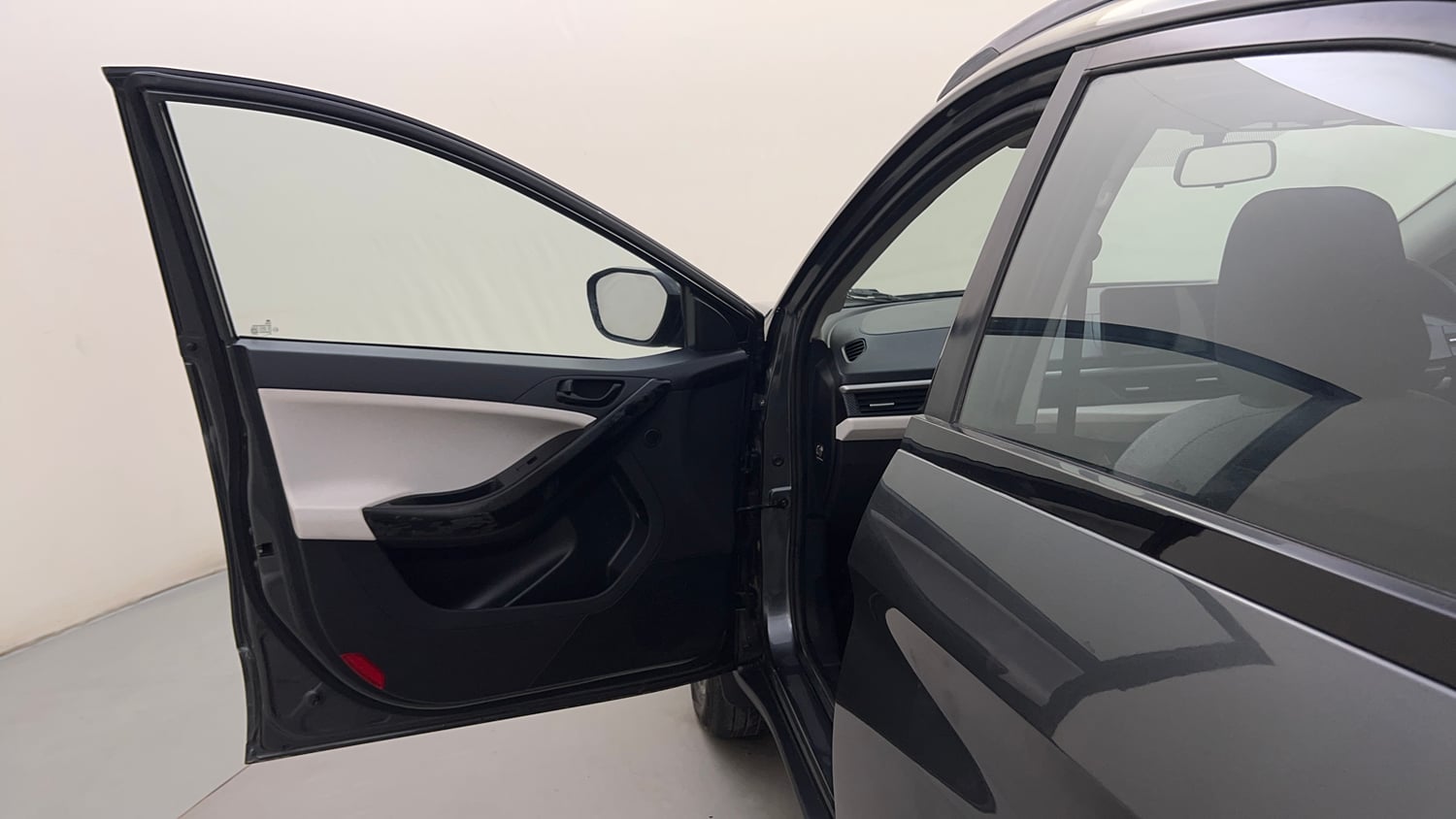 Used 2025 Tata Nexon Creative 1.2 Petrol 6AMT Petrol Automatic interior LEFT FRONT DOOR OPEN VIEW