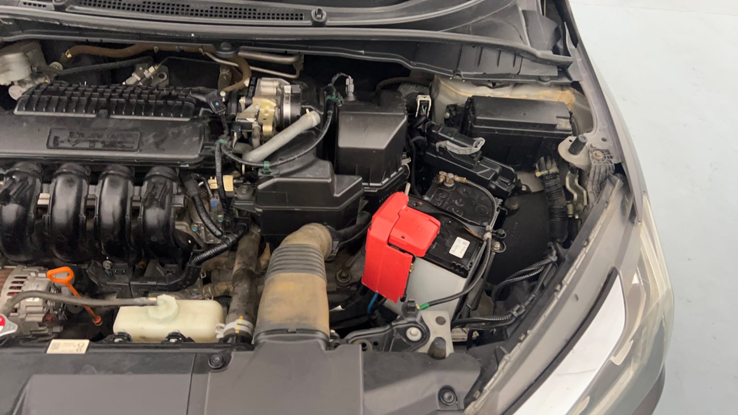 Used 2018 Honda City V Petrol Petrol Manual engine ENGINE LEFT SIDE VIEW
