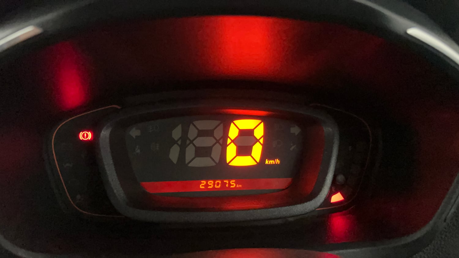Used 2018 Renault Kwid CLIMBER 1.0 Petrol Manual interior CLUSTERMETER VIEW