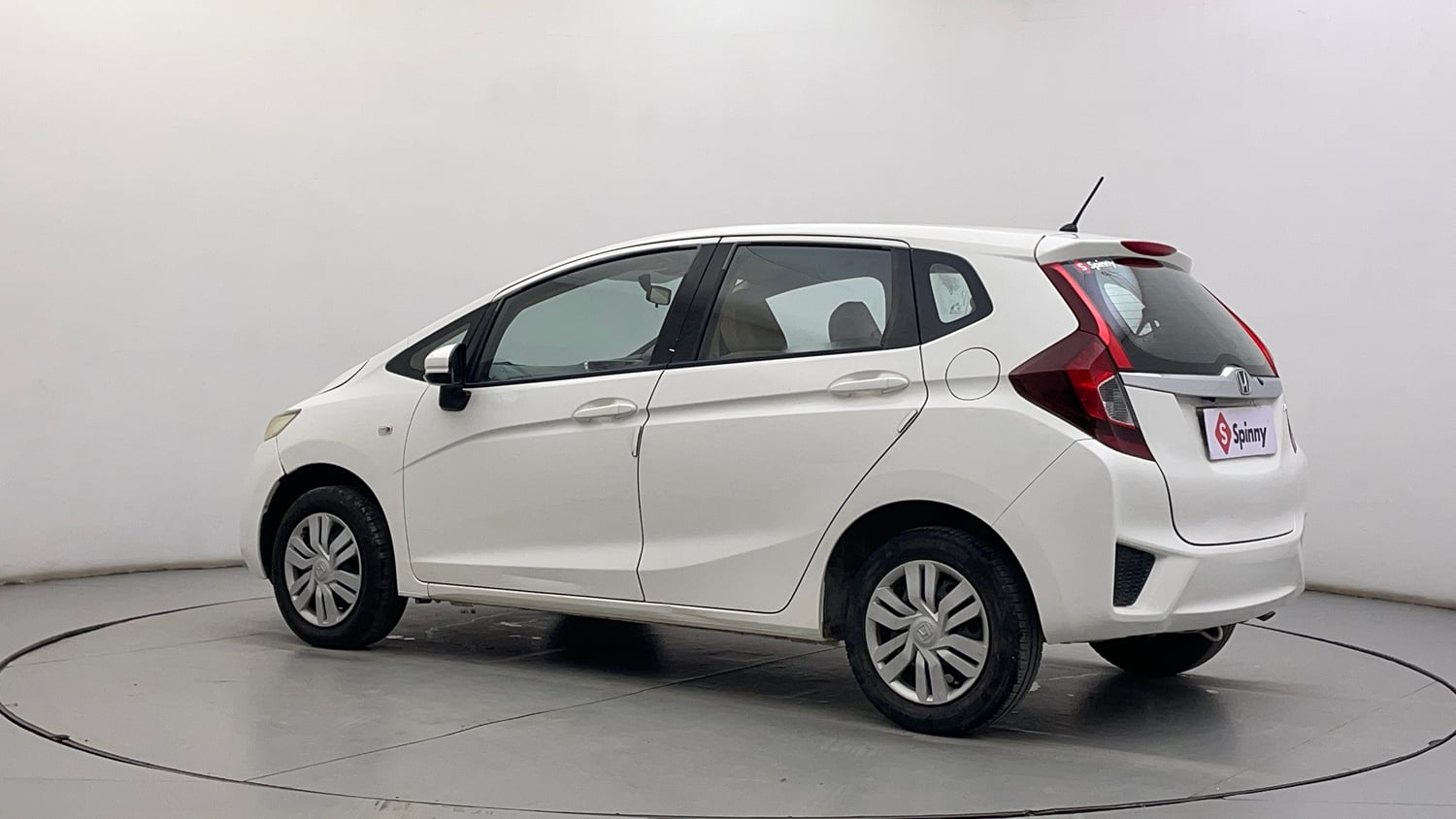 Used 2015 Honda Jazz SV Petrol Petrol Manual exterior LEFT REAR CORNER VIEW