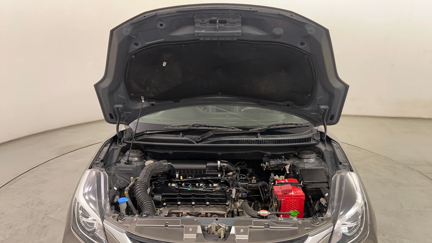 Used 2019 Maruti Suzuki Baleno Zeta Automatic Petrol Automatic engine ENGINE & BONNET OPEN FRONT VIEW