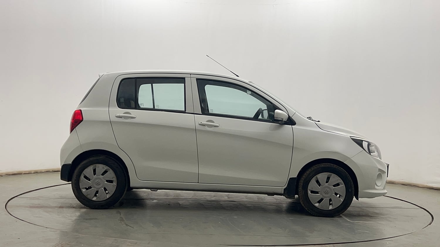 Used 2019 Maruti Suzuki Celerio ZXi Petrol Manual exterior RIGHT SIDE VIEW