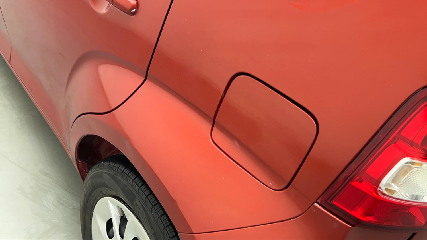 Used 2018 Maruti Suzuki Ignis Delta 1.2 AMT Petrol Automatic dents MINOR DENT