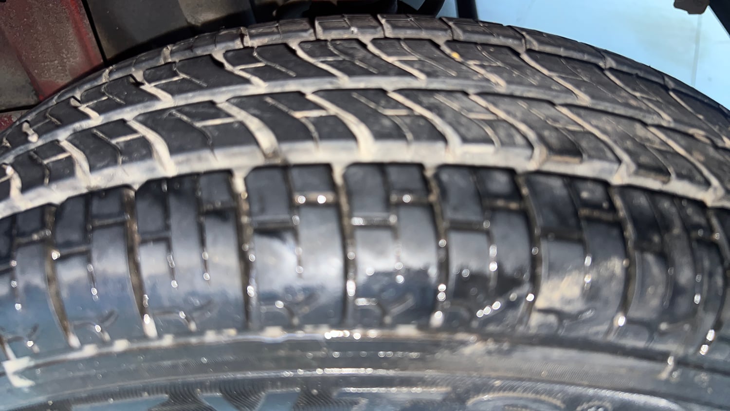 Used 2013 Maruti Suzuki Alto 800 Lx Petrol Manual tyres LEFT REAR TYRE TREAD VIEW