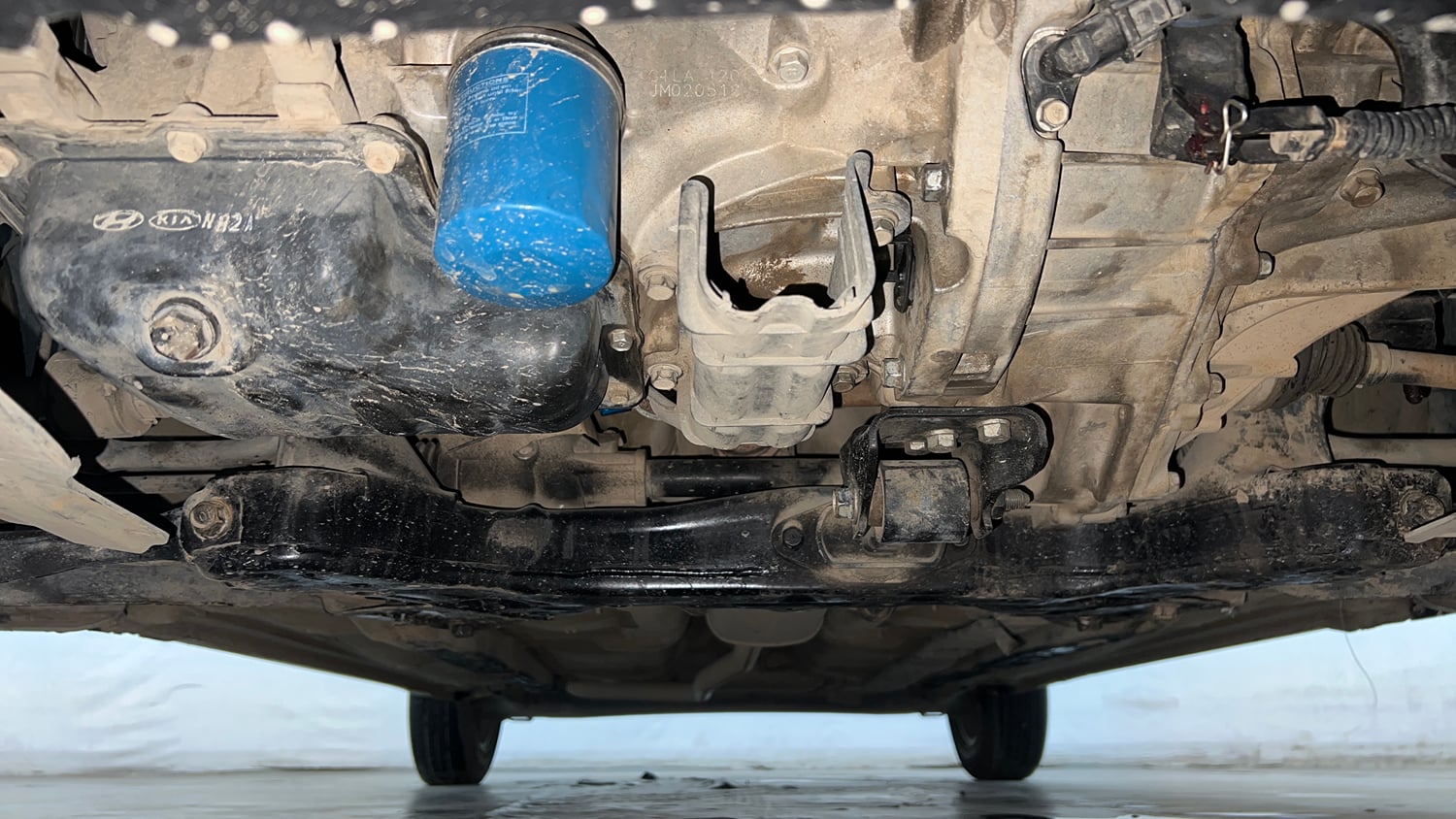 Used 2018 Hyundai Xcent SX Petrol Manual extra FRONT LEFT UNDERBODY VIEW