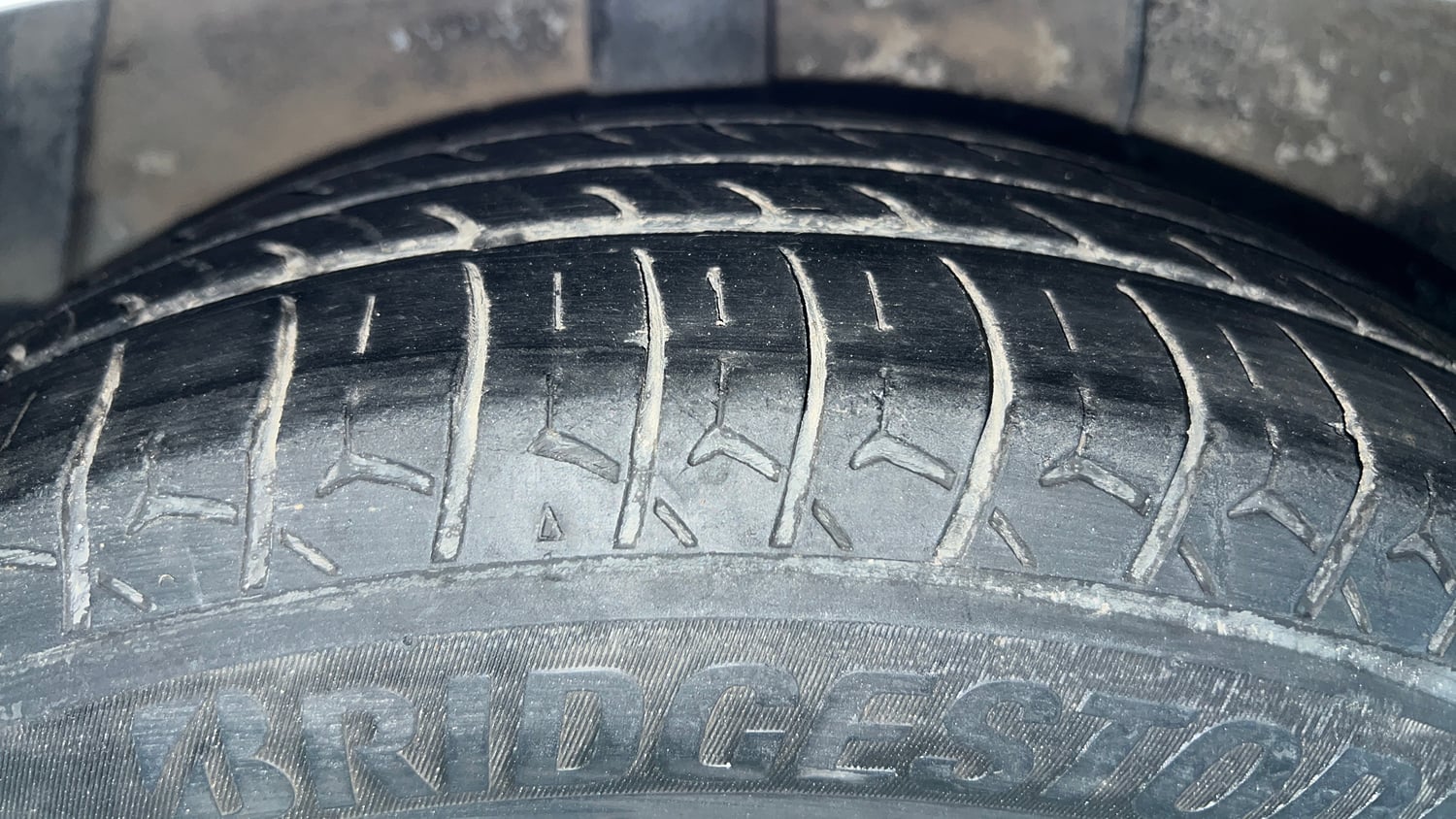 Used 2018 Hyundai Xcent SX Petrol Manual tyres RIGHT REAR TYRE TREAD VIEW