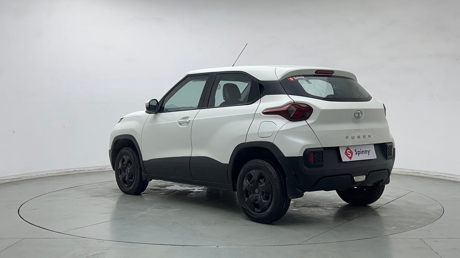 Used 2023 Tata Punch Adventure MT Petrol Manual exterior LEFT REAR CORNER VIEW