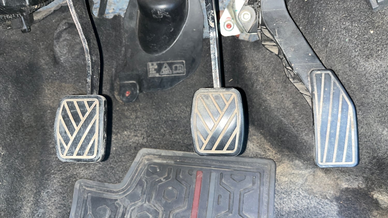 Used 2023 Maruti Suzuki Alto K10 VXi Plus Petrol Manual interior PEDALS VIEW
