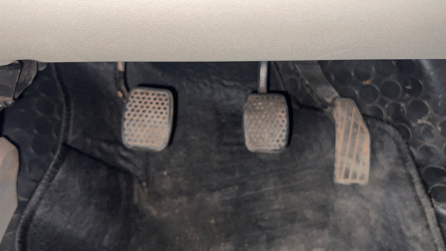 Used 2023 Maruti Suzuki Alto 800 VXi Petrol Manual interior PEDALS VIEW