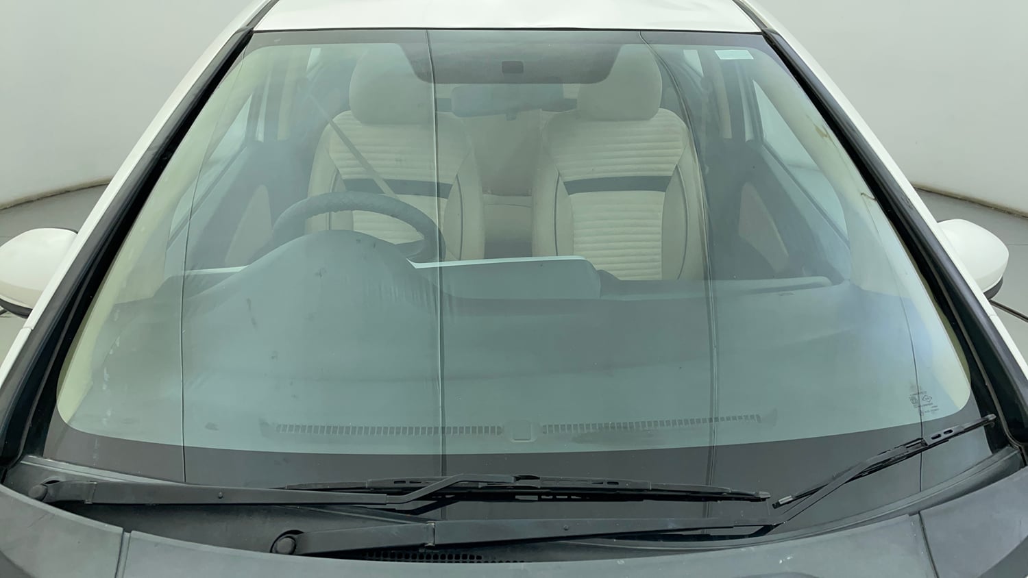 Used 2015 Honda Jazz SV Petrol Petrol Manual exterior FRONT WINDSHIELD VIEW