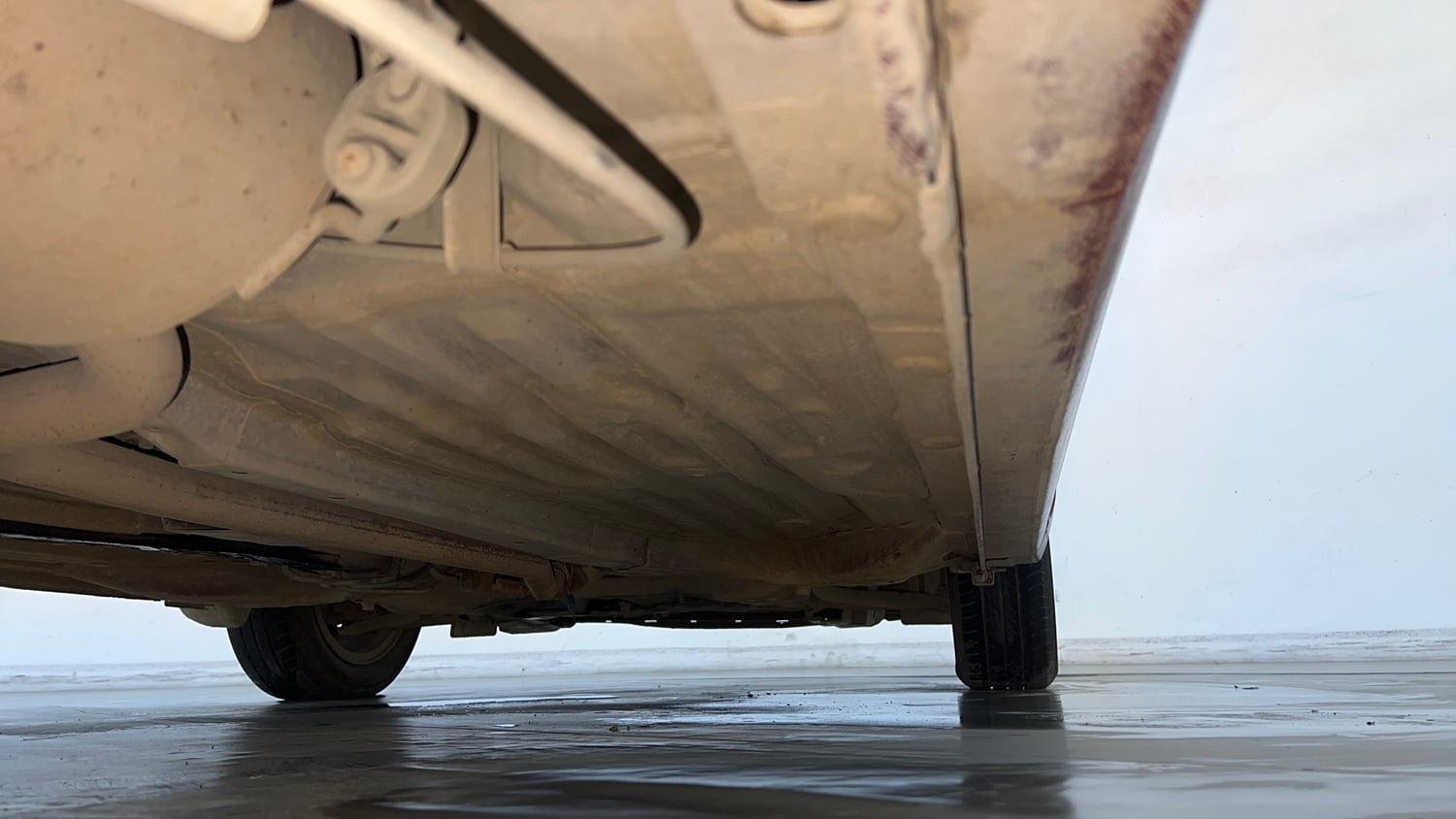 Used 2022 Honda Amaze VX MT 1.2 Petrol Petrol Manual extra REAR RIGHT UNDERBODY VIEW