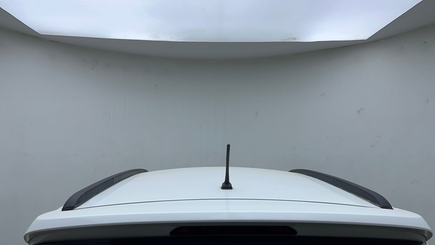 Used 2015 Hyundai Grand i10 Asta 1.1 CRDi Diesel Manual exterior EXTERIOR ROOF VIEW