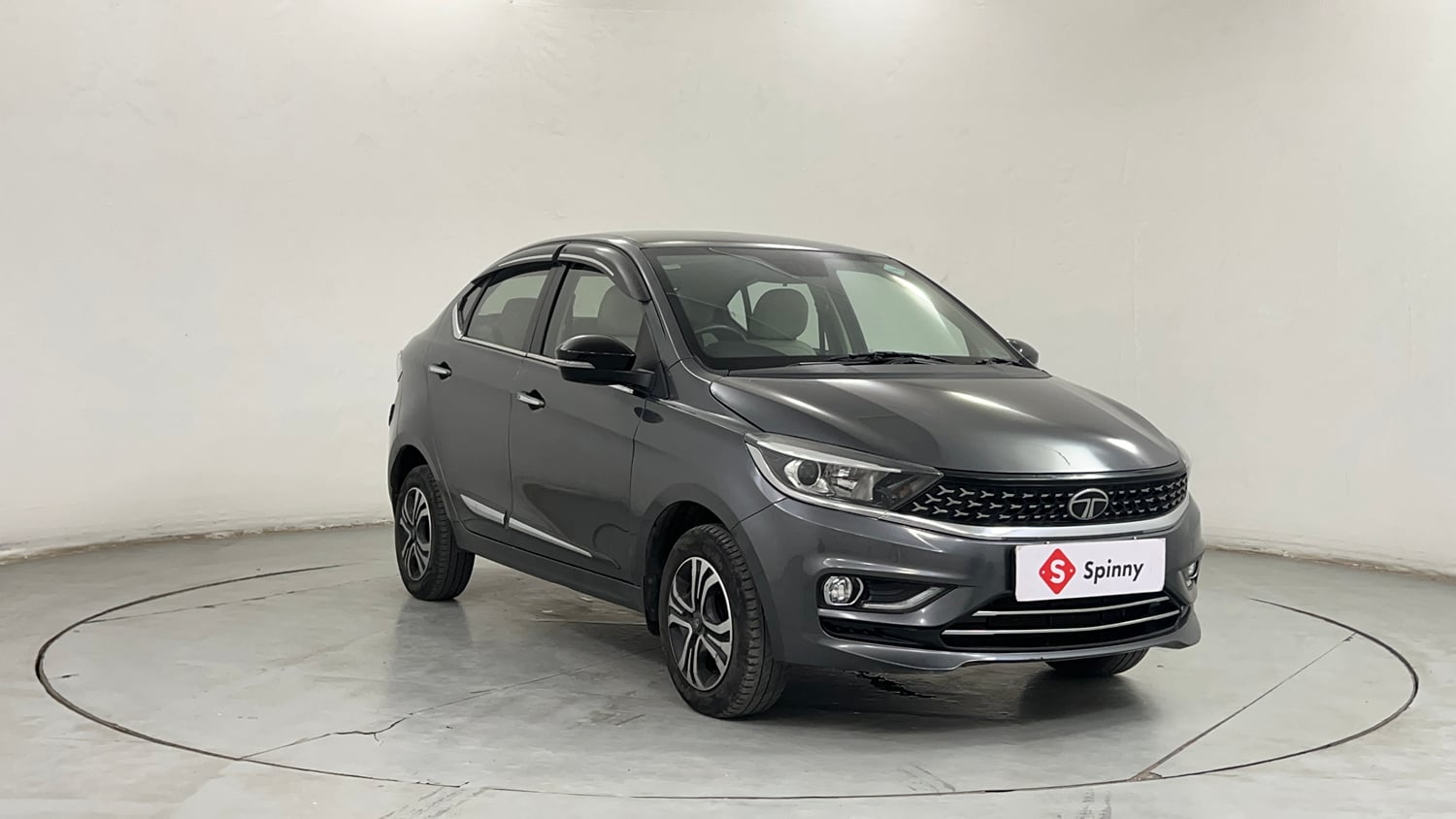 Used 2024 Tata Tigor XZA Plus iCNG Cng Automatic exterior RIGHT FRONT CORNER VIEW