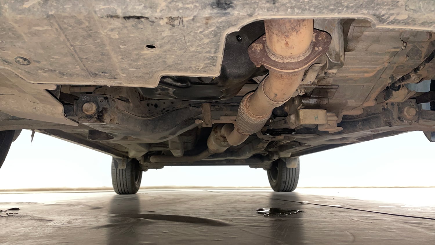Used 2023 Tata Nexon XMA (S) Petrol Automatic extra FRONT LEFT UNDERBODY VIEW