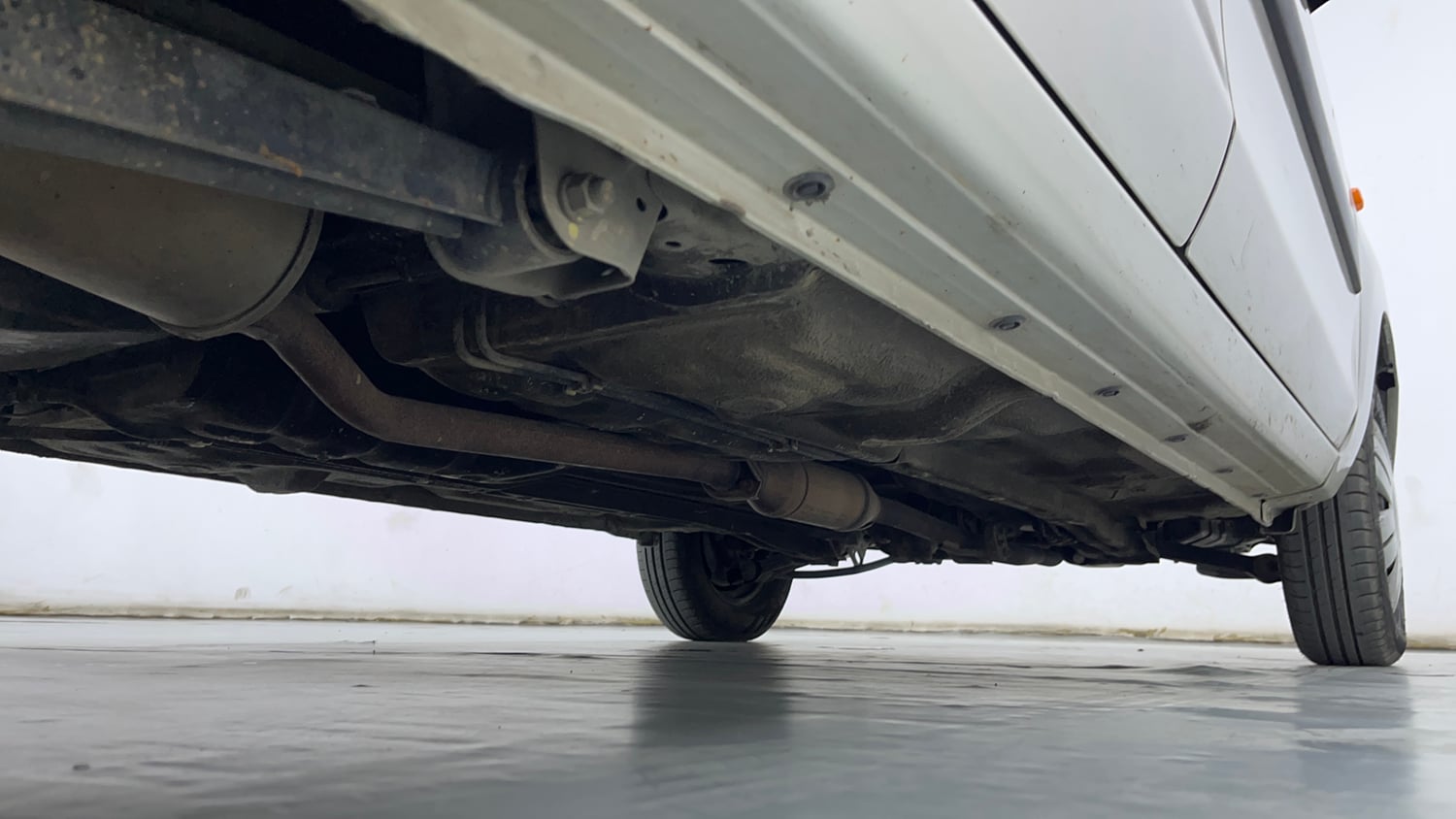 Used 2020 Maruti Suzuki Alto 800 LXi Petrol Manual extra REAR RIGHT UNDERBODY VIEW