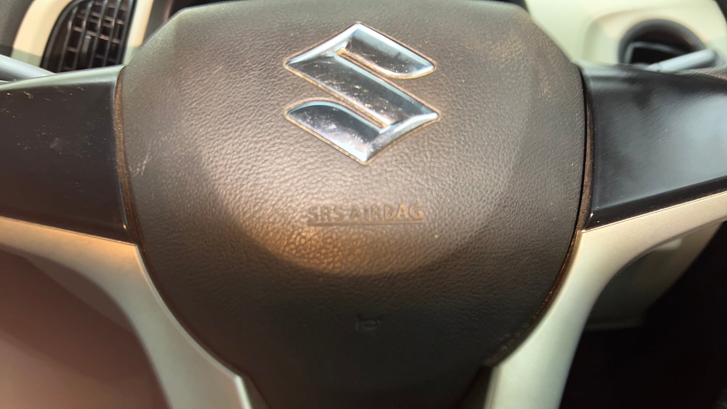 Used 2024 Maruti Suzuki Wagon R VXI 1.0 Petrol Manual top_features Airbags