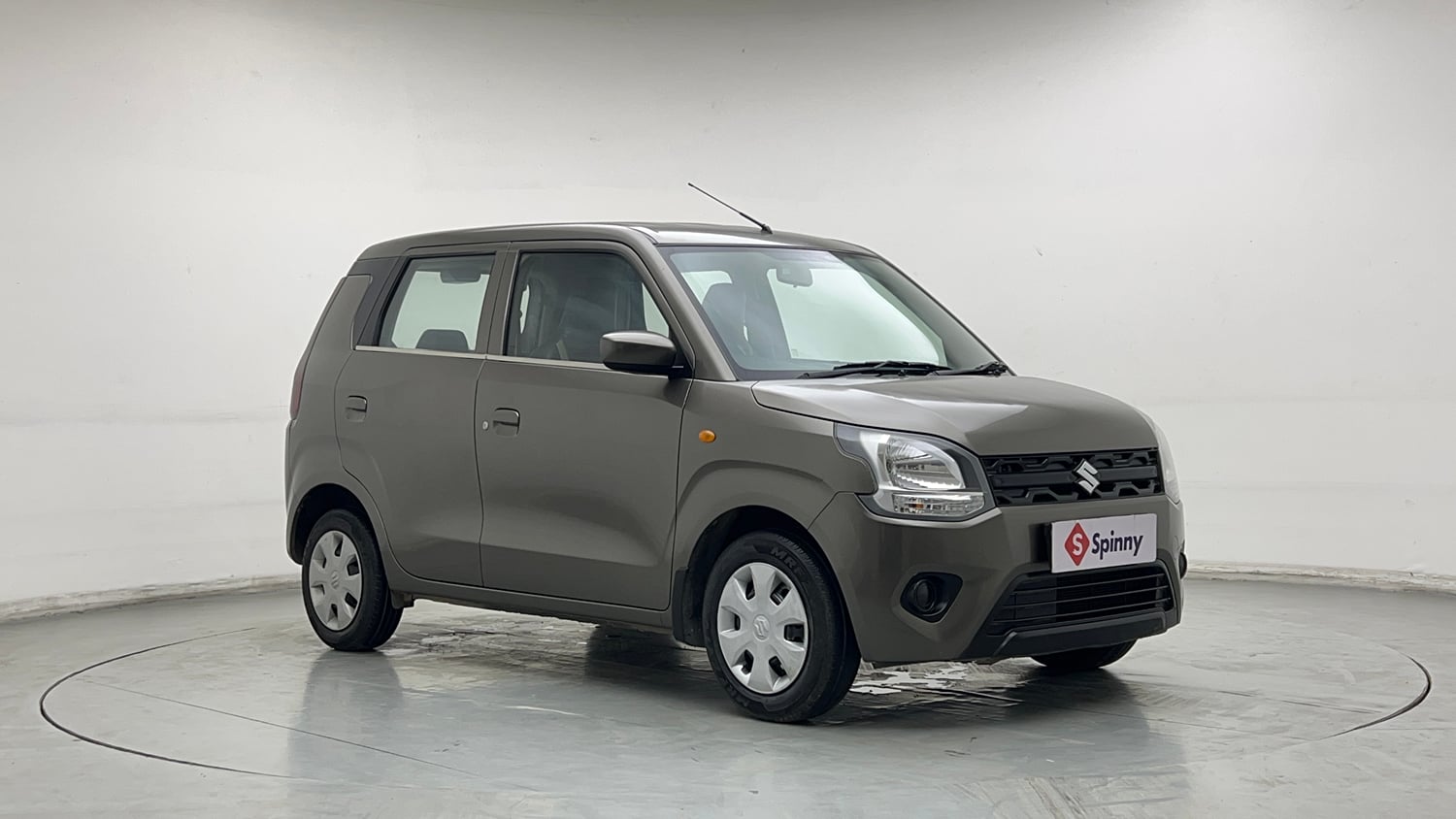 Used 2024 Maruti Suzuki Wagon R VXI 1.0 Petrol Manual exterior RIGHT FRONT CORNER VIEW