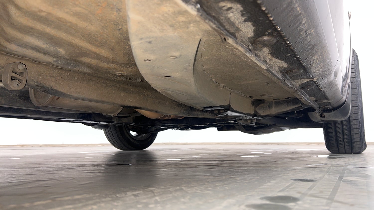 Used 2016 Honda Brio S MT Petrol Manual extra REAR RIGHT UNDERBODY VIEW
