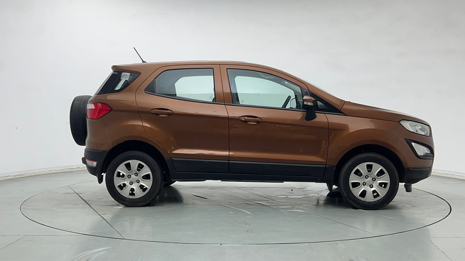 Used 2018 Ford EcoSport Ambiente 1.5L Ti-VCT Petrol Manual exterior RIGHT SIDE VIEW