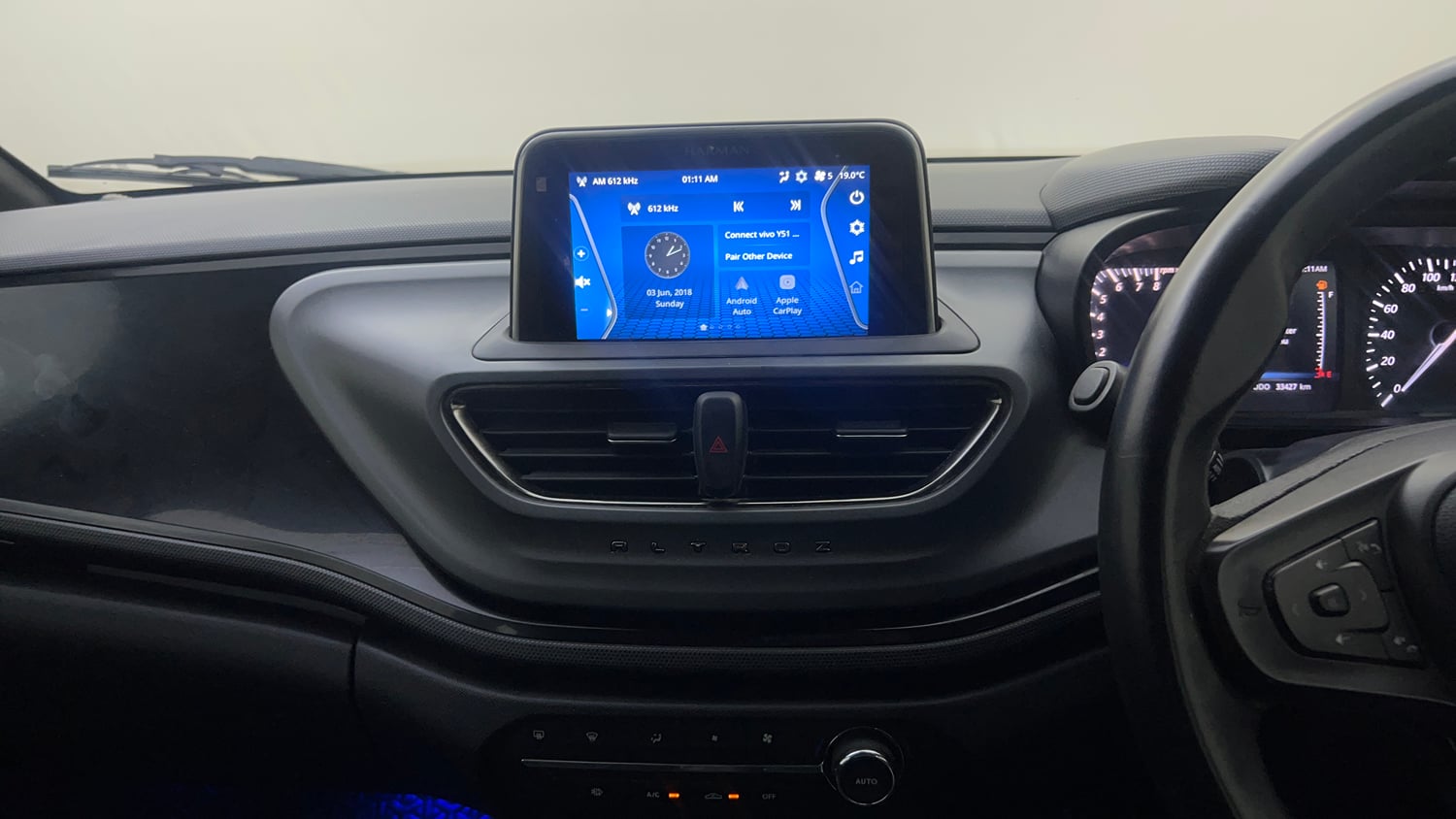 Used 2022 Tata Altroz XZ Plus i-Turbo Petrol Dark Edition Petrol Manual top_features Integrated (in-dash) music system