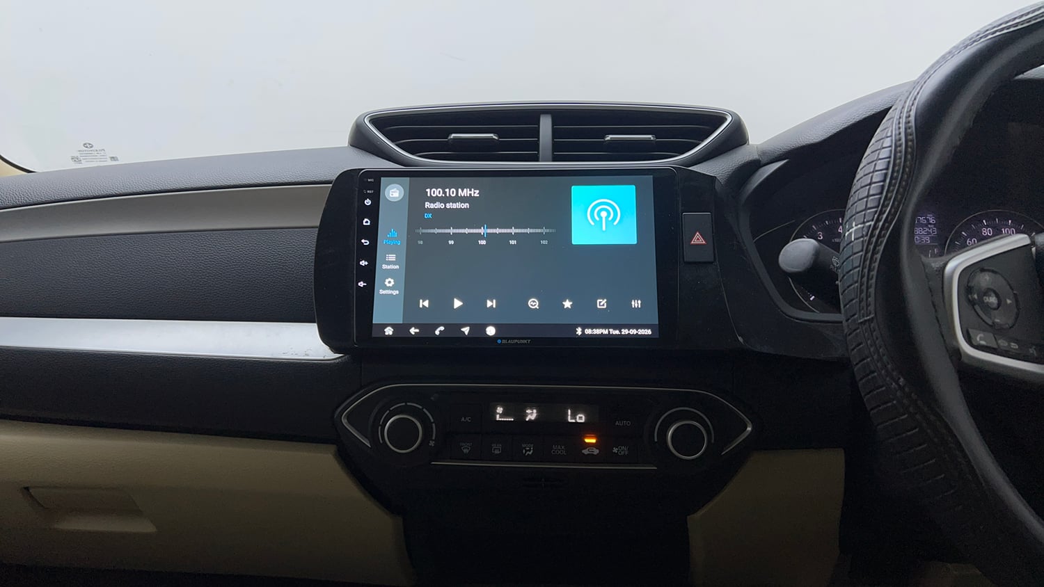 Used 2022 Honda Amaze VX MT 1.2 Petrol Petrol Manual interior MUSIC SYSTEM & AC CONTROL VIEW