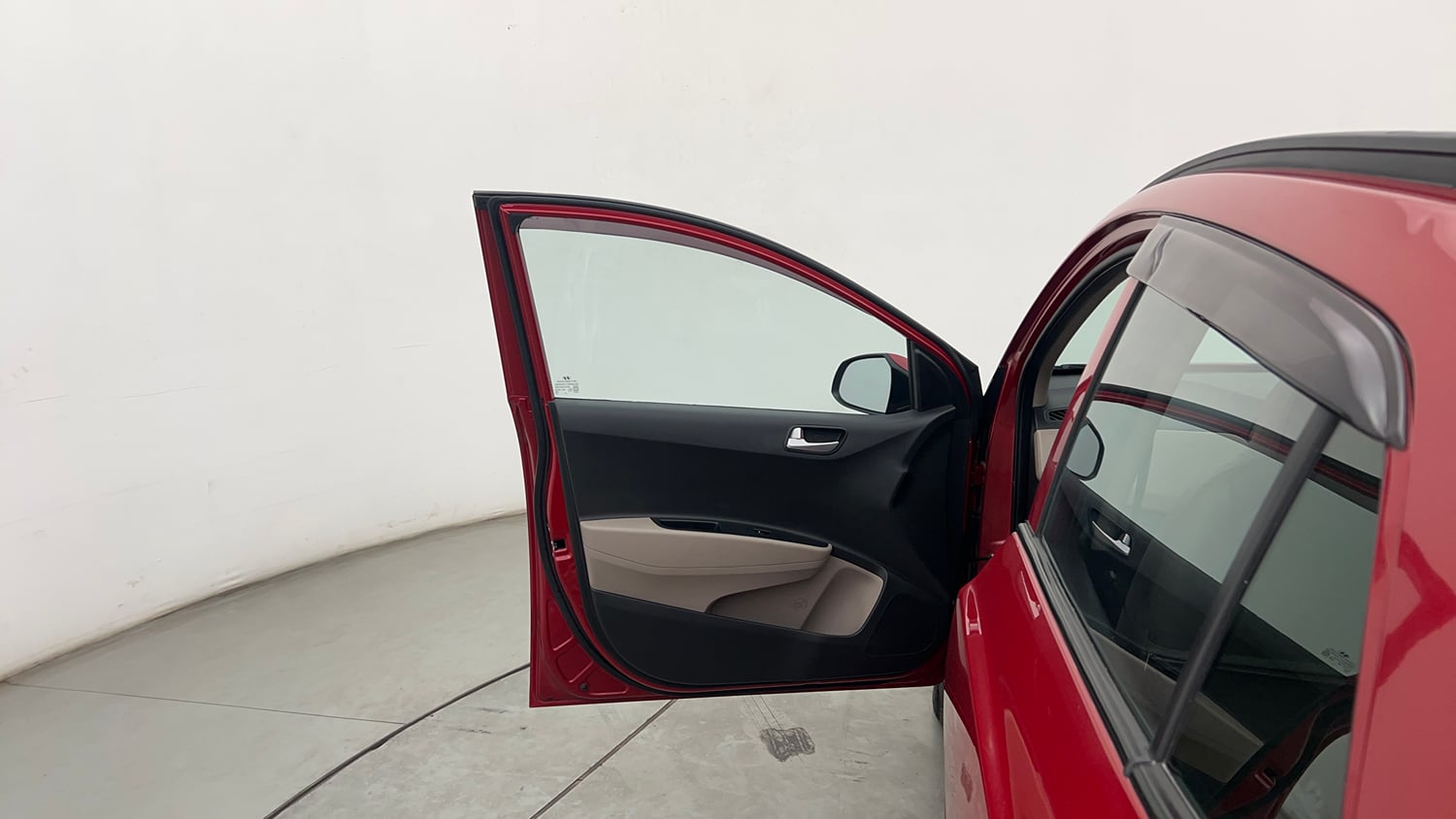 Used 2020 Hyundai Grand i10 Sportz 1.2 Kappa VTVT Petrol Manual interior LEFT FRONT DOOR OPEN VIEW