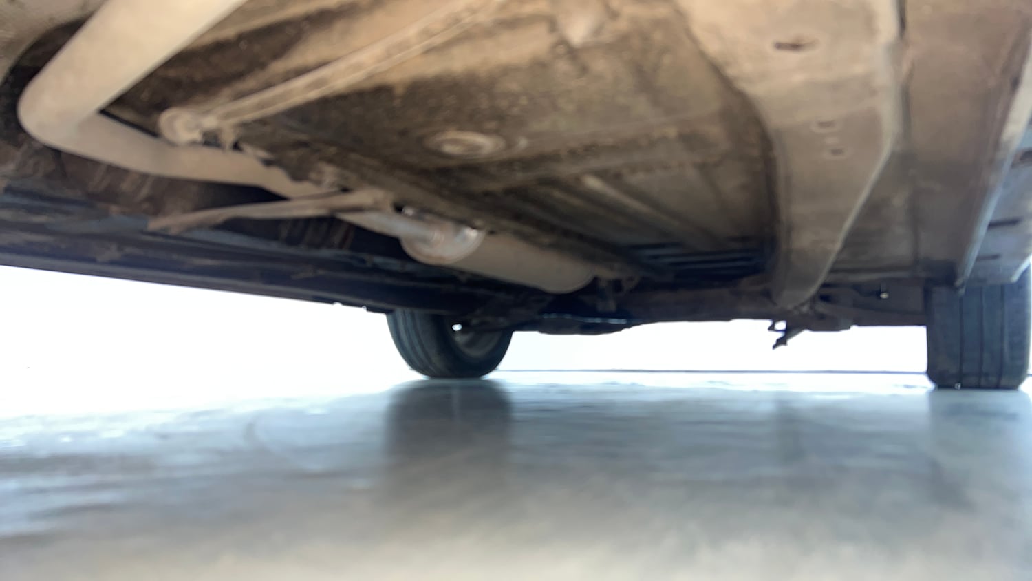 Used 2018 Maruti Suzuki Baleno Alpha 1.2 Petrol Manual extra REAR RIGHT UNDERBODY VIEW