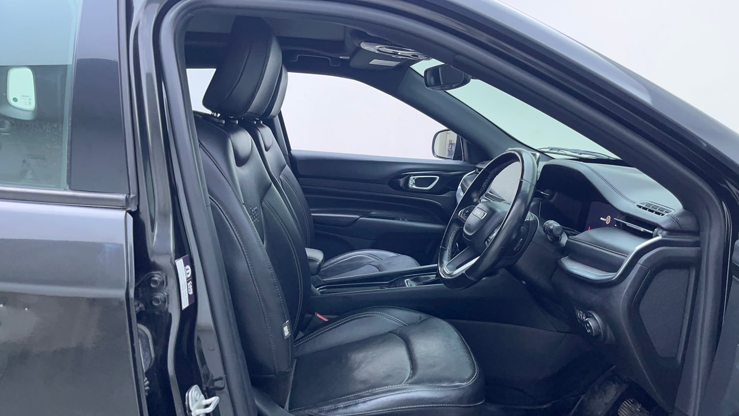 Used 2022 Jeep Compass Model S (O) 1.4 Petrol DCT Petrol Automatic interior RIGHT SIDE FRONT DOOR CABIN VIEW