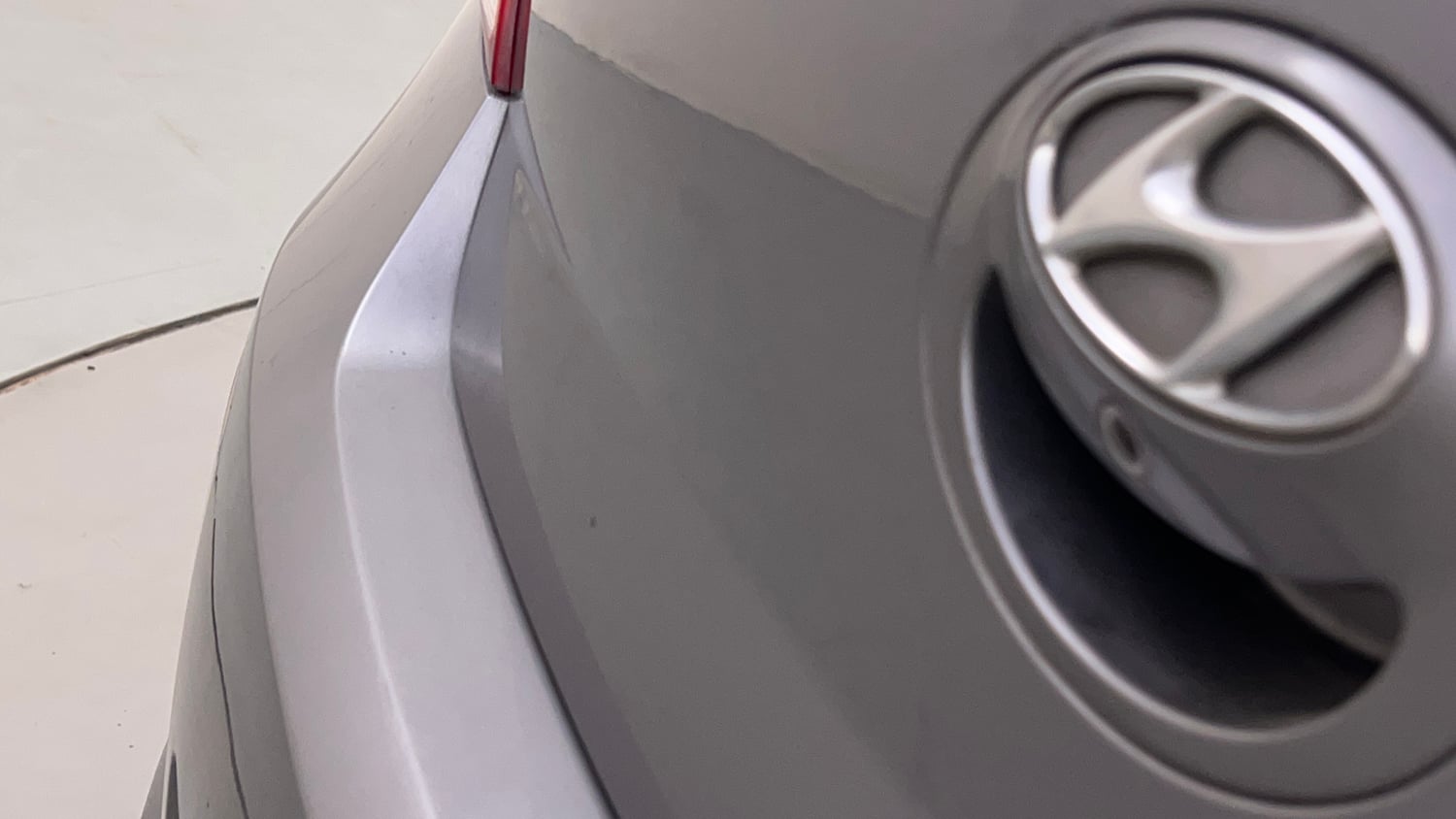 Used 2014 Hyundai i20 Sportz 1.2 Petrol Manual top_features Rear camera