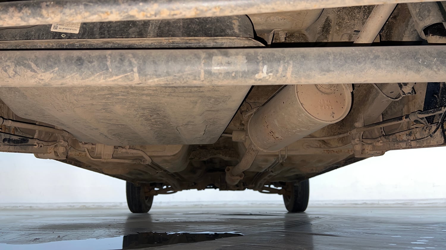 Used 2021 Maruti Suzuki Alto 800 LXi (O) Petrol Manual extra REAR UNDERBODY VIEW (TAKEN FROM REAR)