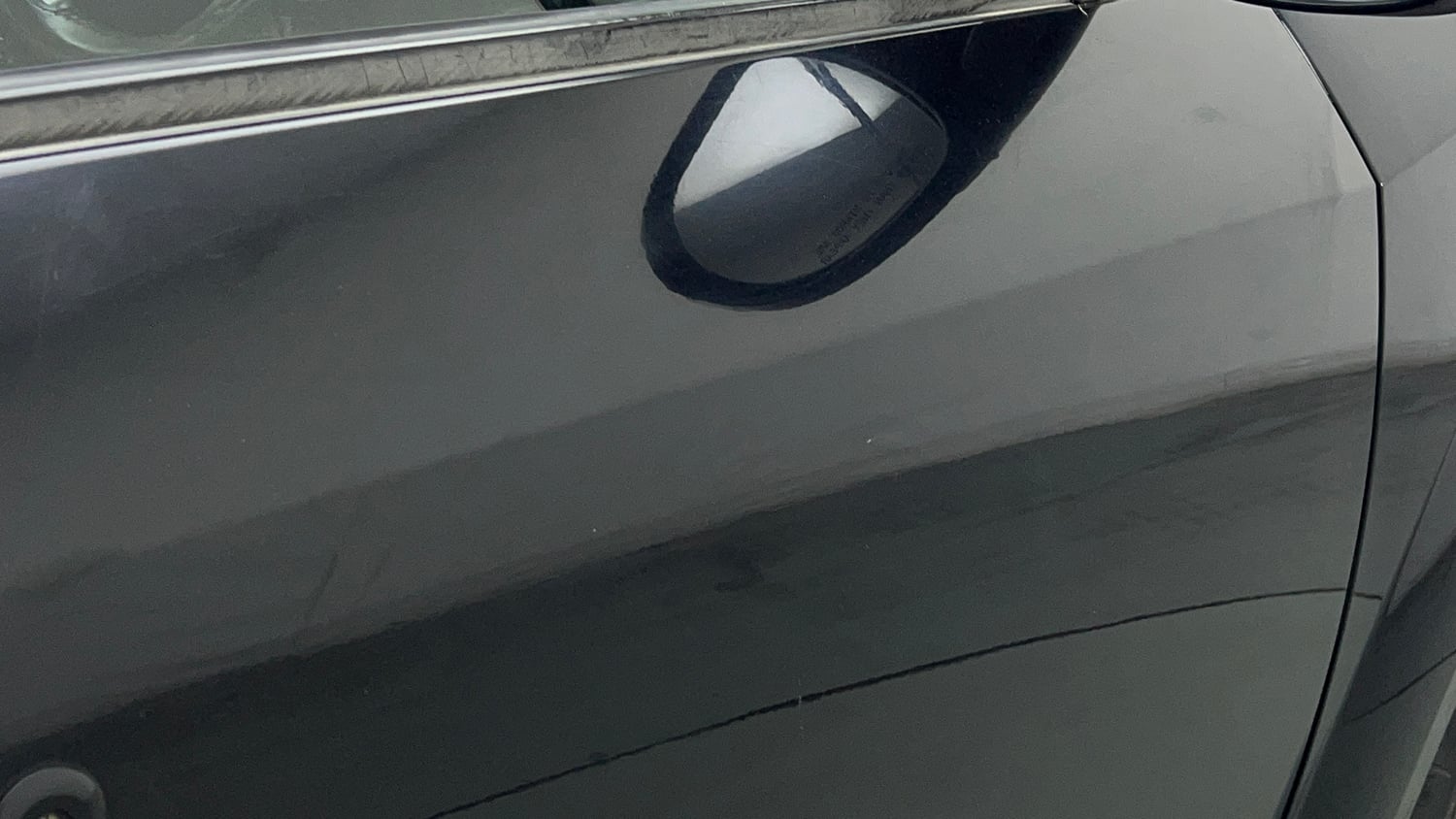 Used 2019 Mahindra XUV500 W5 Diesel Manual dents MINOR SCRATCH