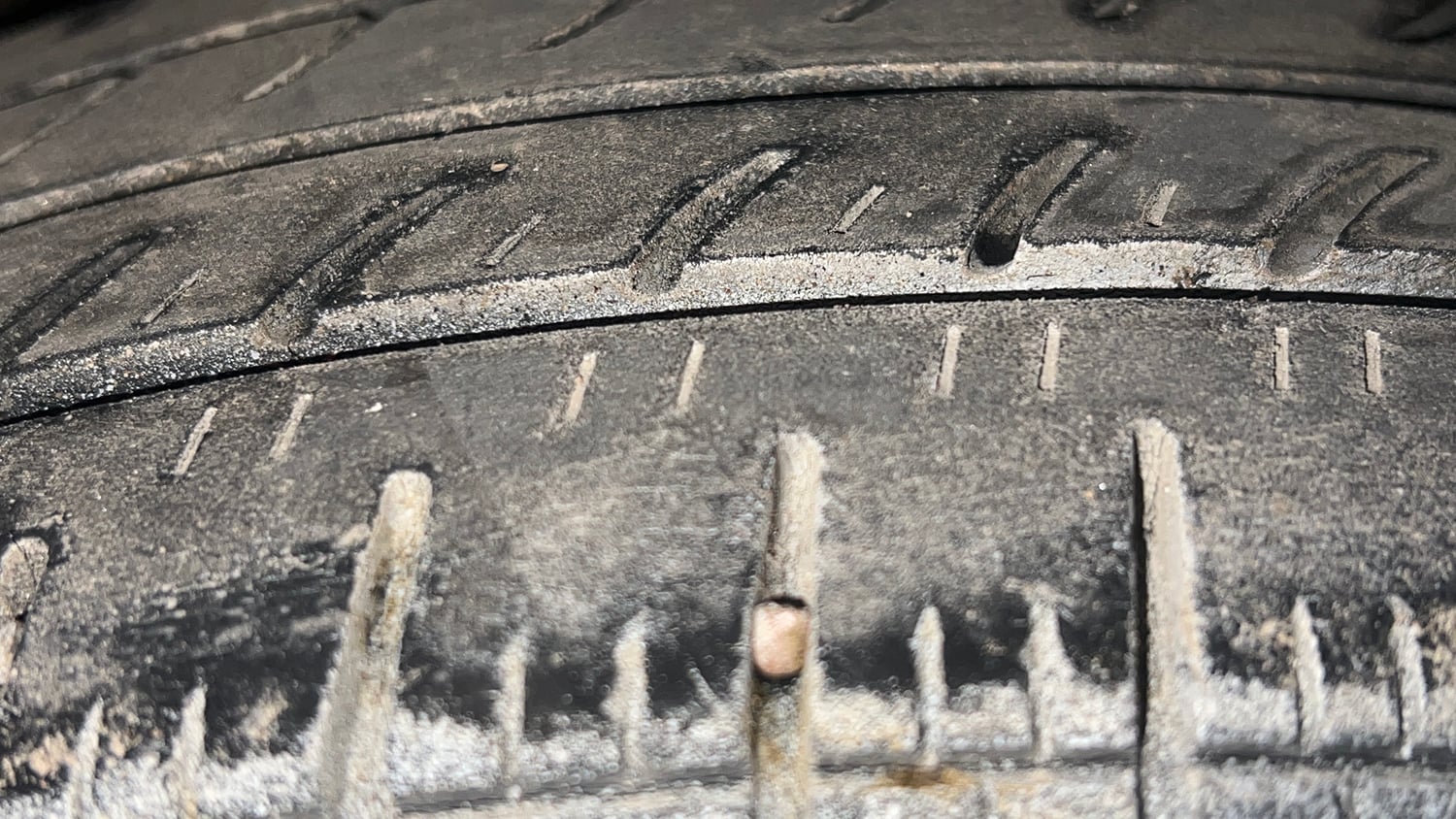 Used 2016 Honda Brio S MT Petrol Manual tyres LEFT REAR TYRE TREAD VIEW